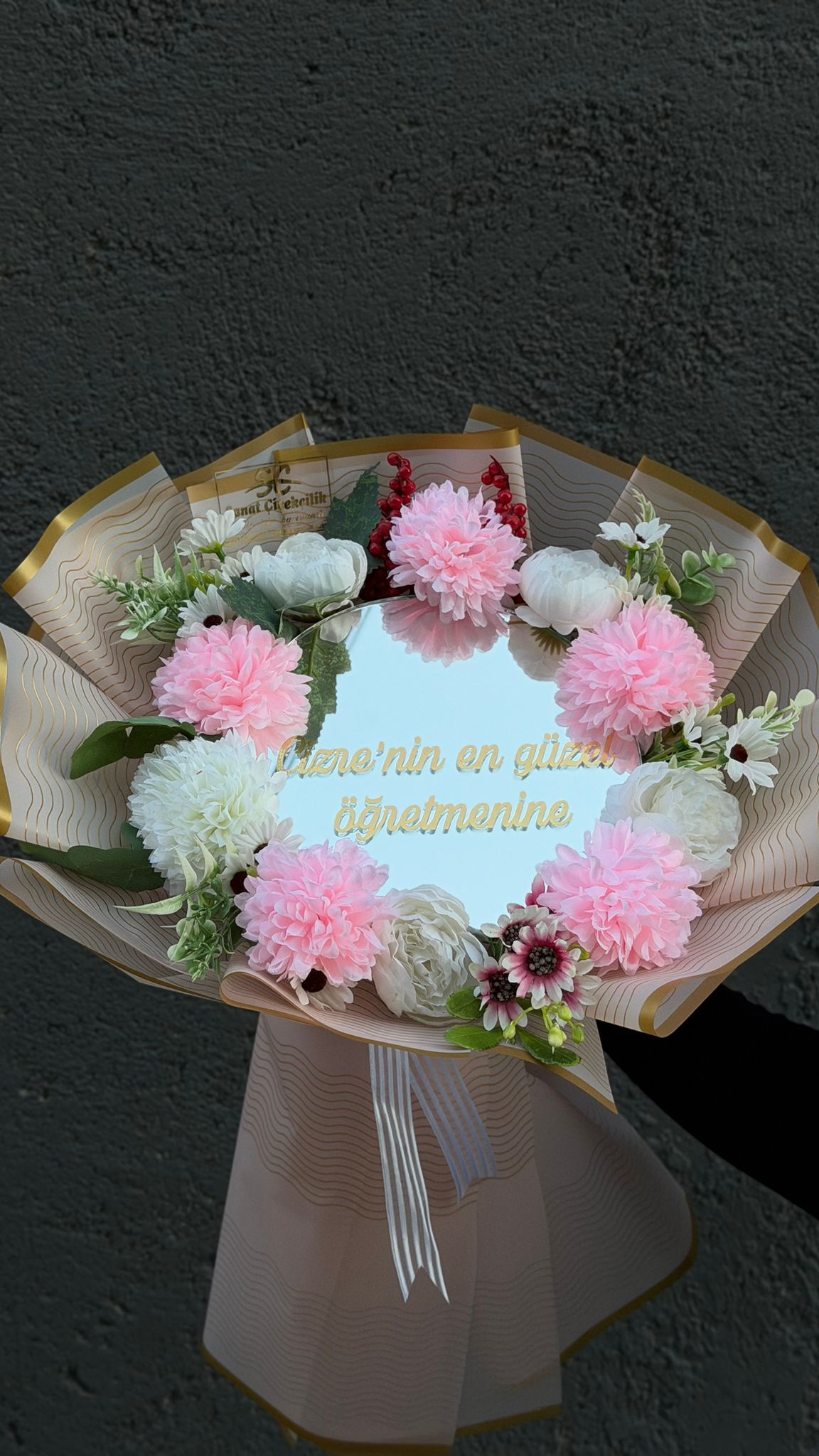 AYNALI ÖĞRETMENLER GÜNÜ ÇİÇEĞİ