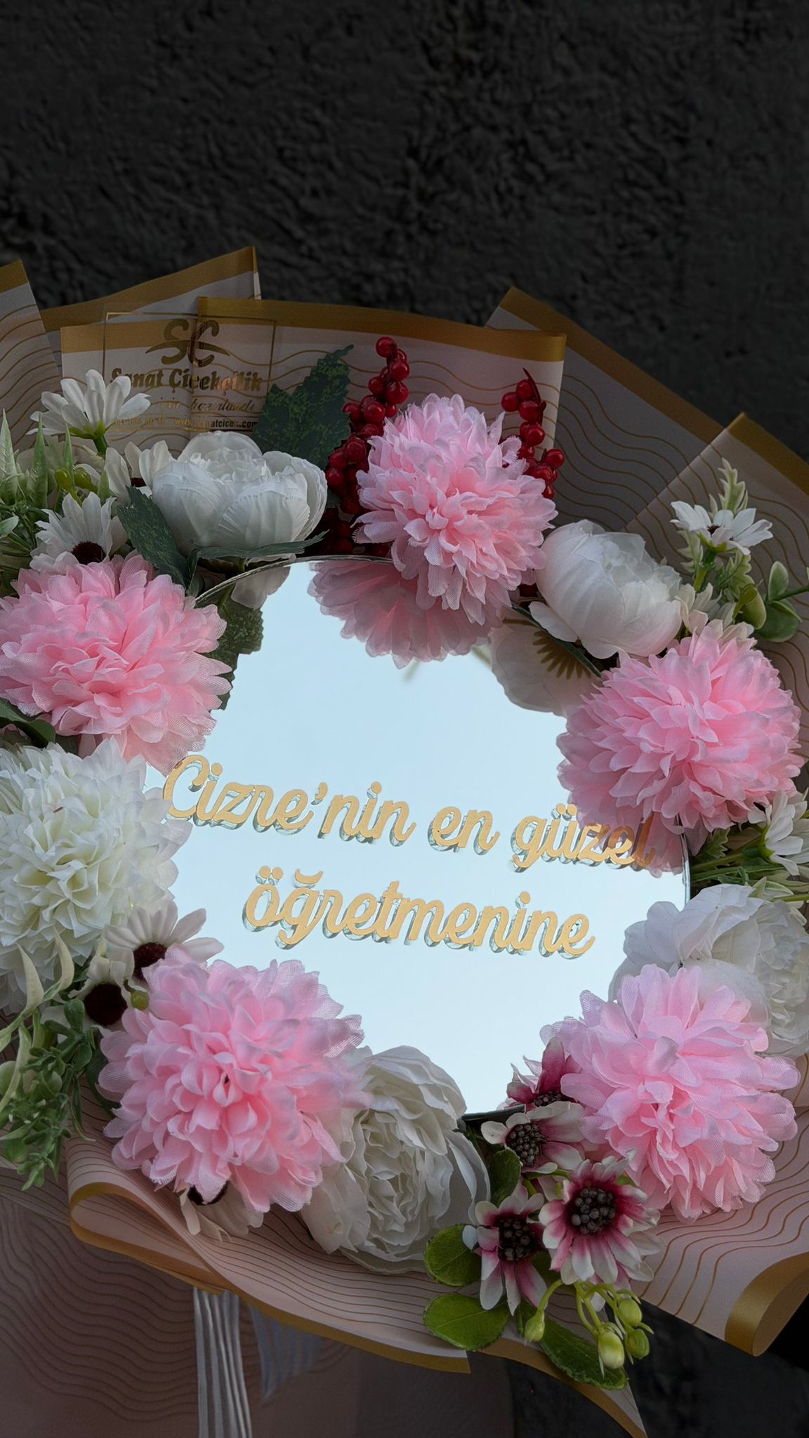 AYNALI ÖĞRETMENLER GÜNÜ ÇİÇEĞİ